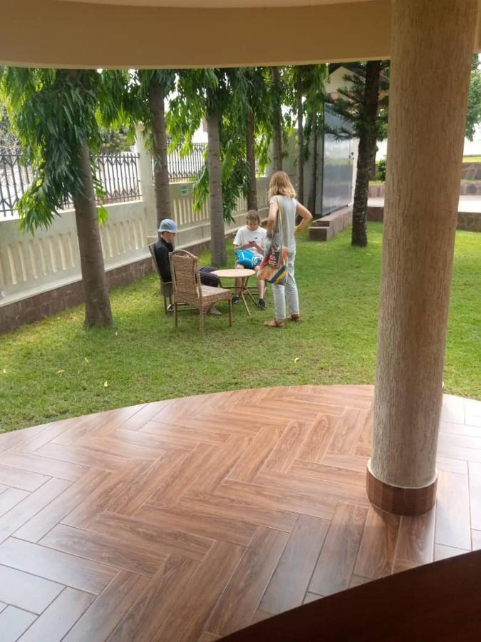 Coast View Resort Kigoma Luaran gambar