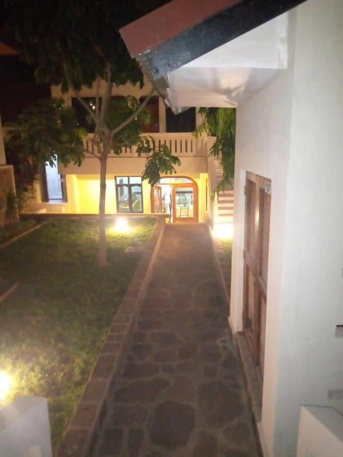 Coast View Resort Kigoma Luaran gambar