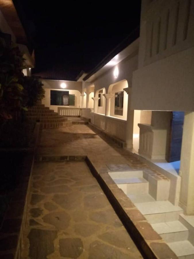 Coast View Resort Kigoma Luaran gambar